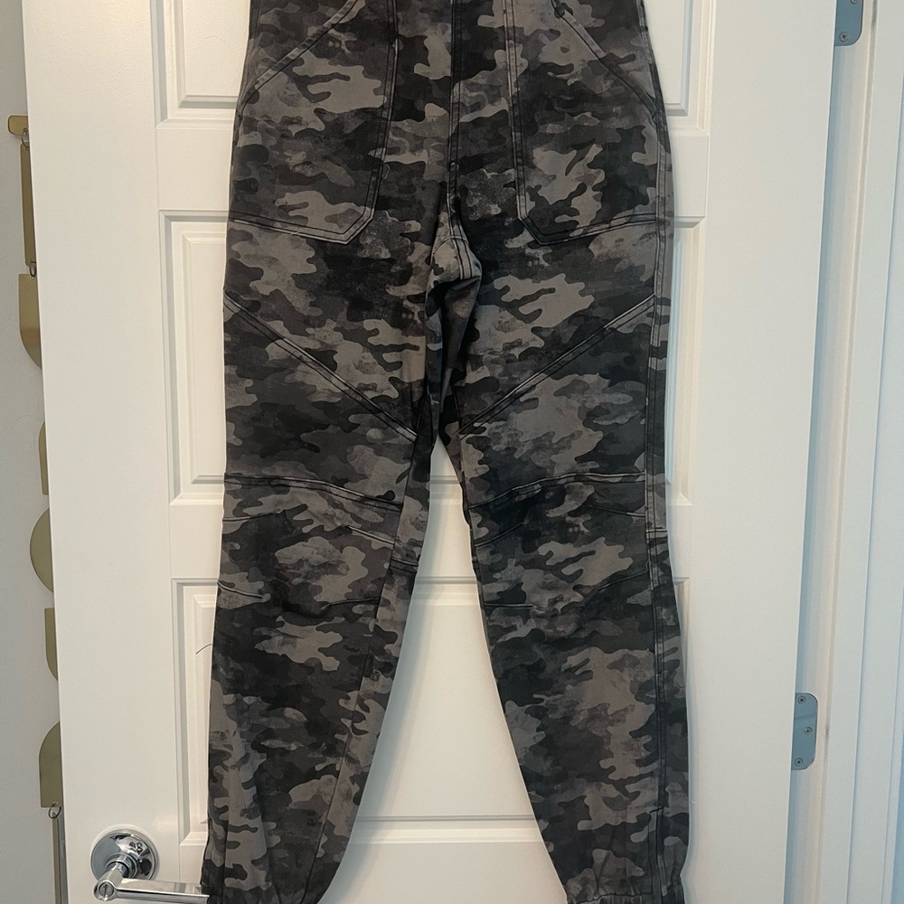 SPANX Military Cargo Skinny Pants
